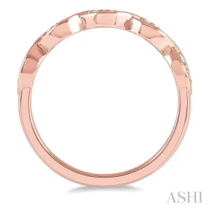 1/8 Ctw Twisted Marquise Mount Round Cut Diamond Fashion Band in 14K Rose Gold