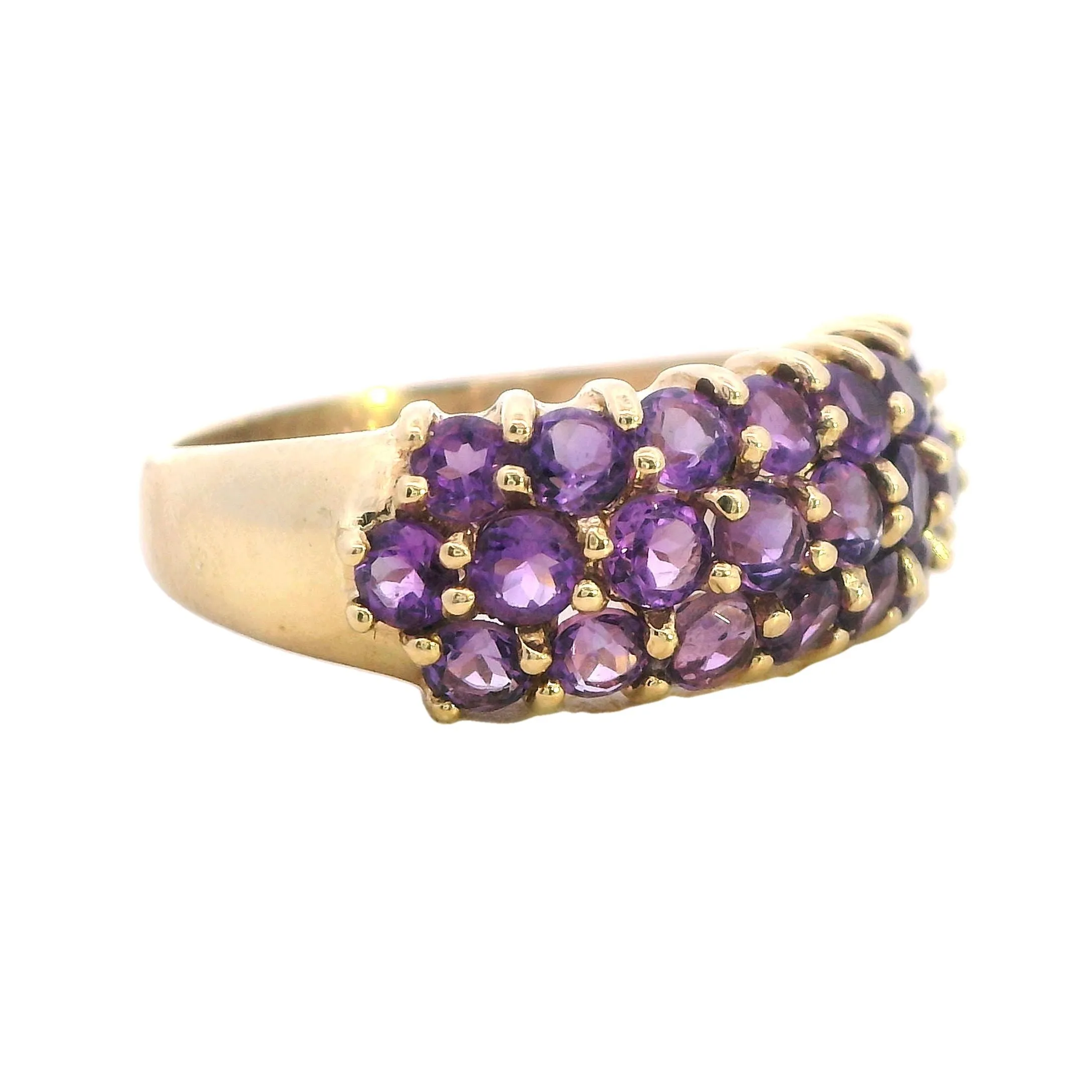 Elegant Yellow Gold Amethyst Ring - Radiant and Refined