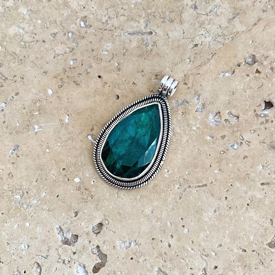 Emerald Quartz Teardrop Pendant - Phoenix