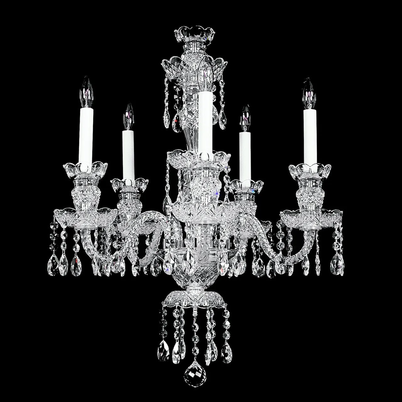 Emily - 5 Light Chandelier - 20" x 26"