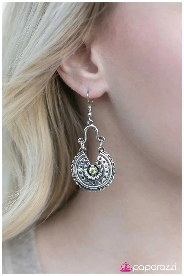 Paparazzi Earring ~ Stop, Look, and GLISTEN - Green