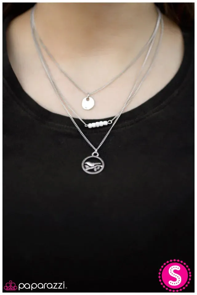 Paparazzi Necklace ~ Rockin Robin - White