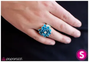 Paparazzi Ring ~ Ocean Blooms - Blue