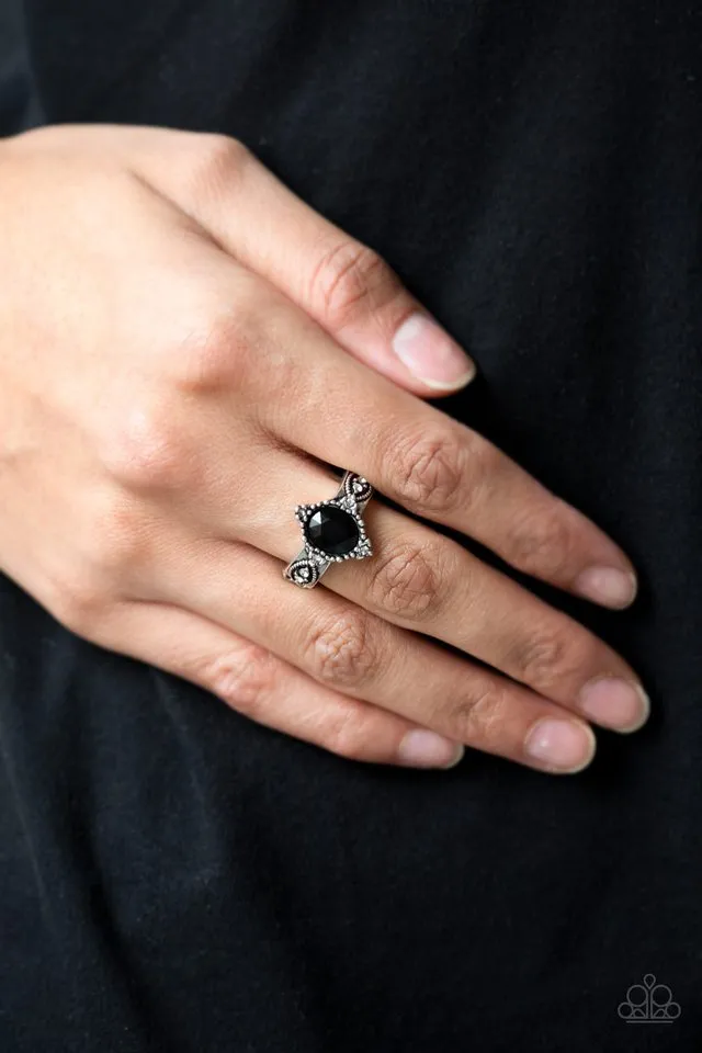 Paparazzi Ring ~ Pricelessly Princess - Black