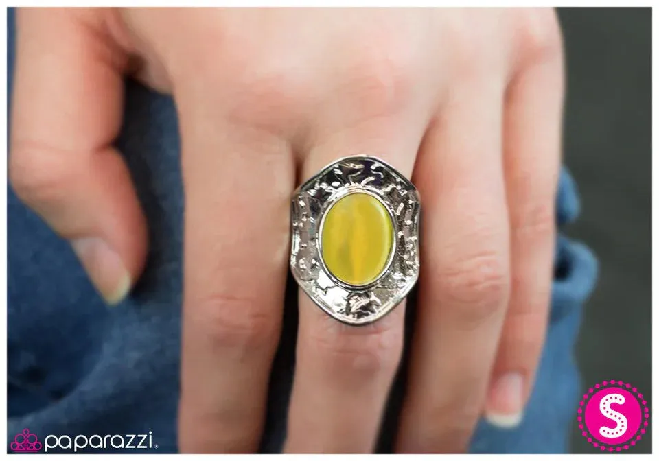 Paparazzi Ring ~ Statement of a Generation - Yellow