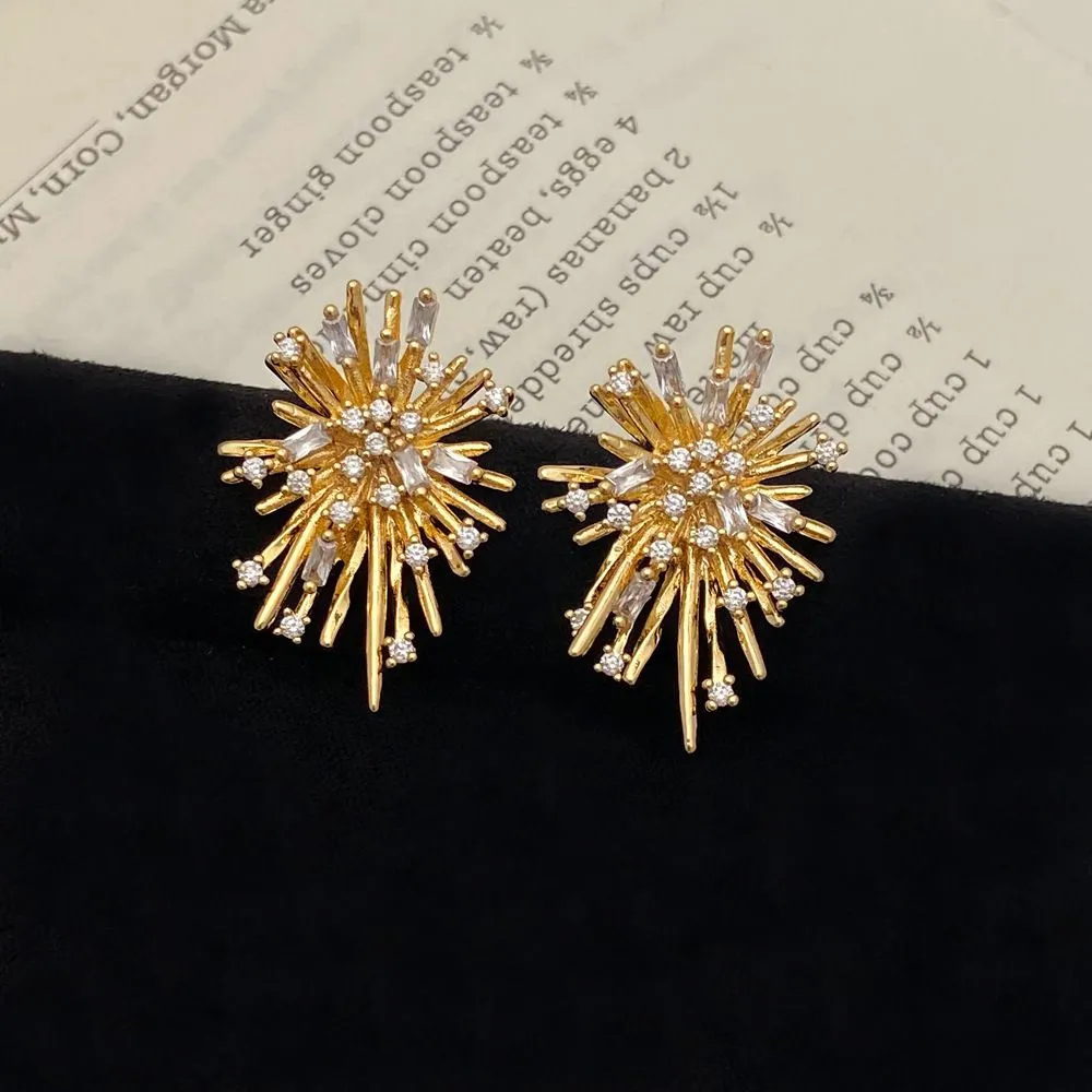 Vintage Sparkling Fireworks Gold Pin Earrings JLT12912